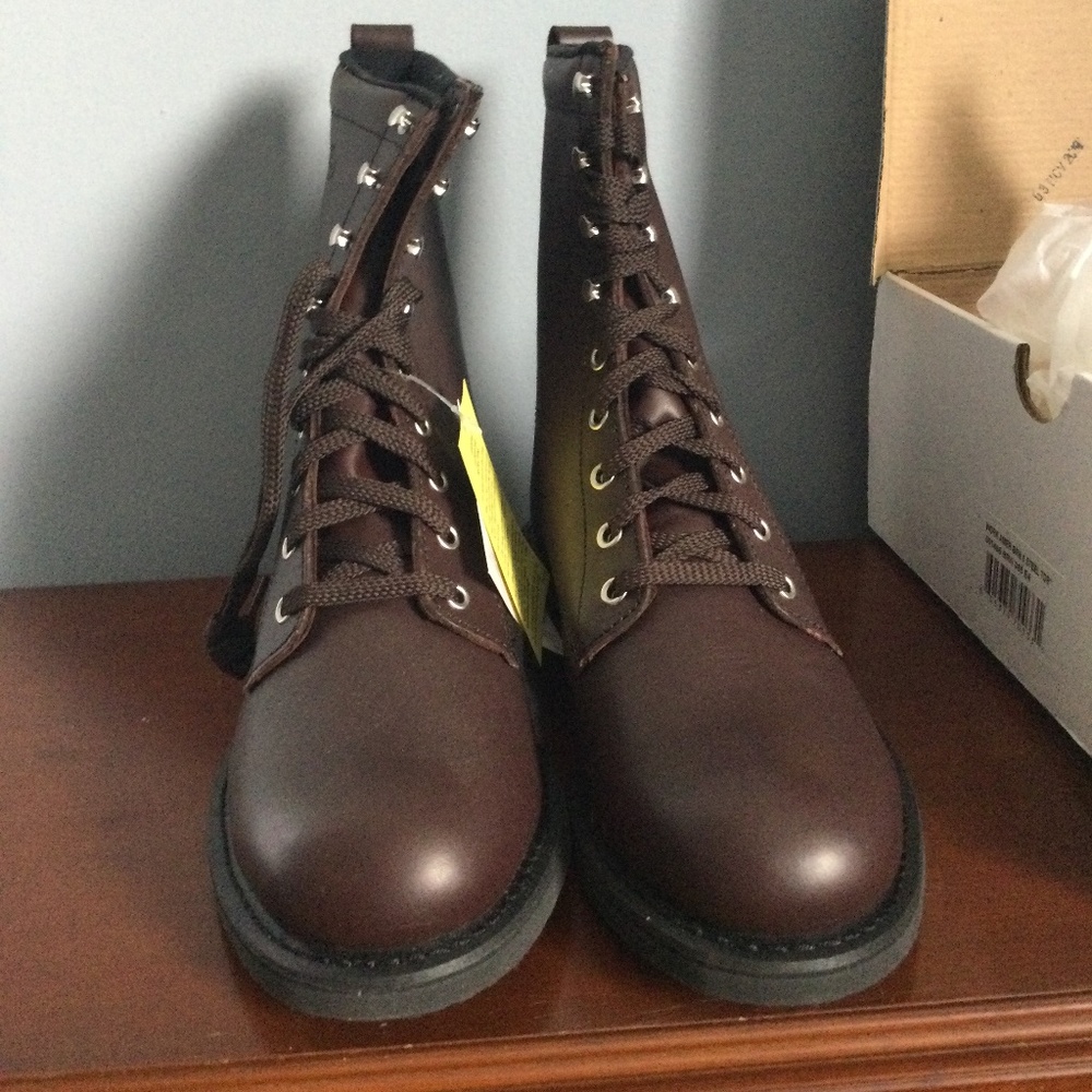 WORK AMERICA Men’s Leather Boots …new in box